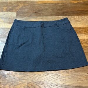 LL BEAN gray stretchy skort
